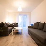 Apartament Charlie